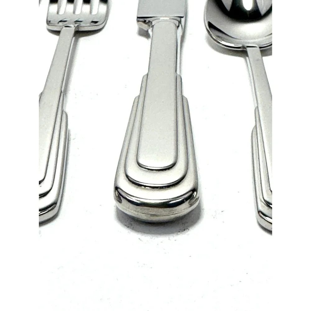 Oneida Cityscape 5 Pc Place Setting 18/8 Stainless USA NIB 1992 Box